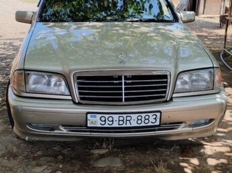 Mercedes C 180
