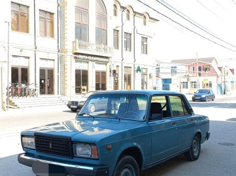LADA (VAZ) 2107