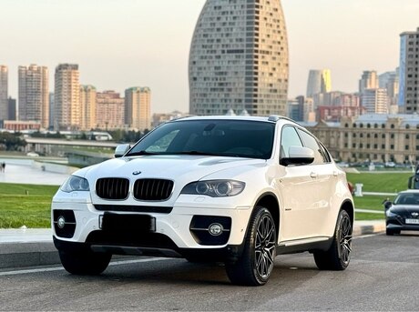 BMW X6 2011