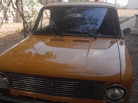 LADA (VAZ) 21011