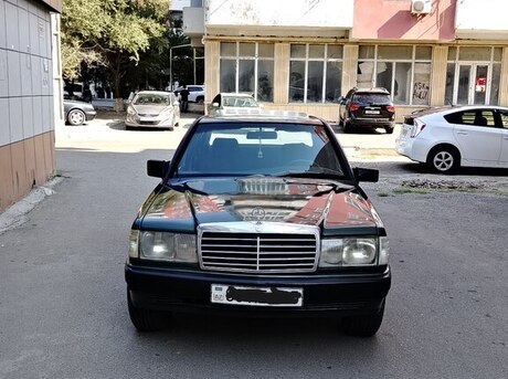 Mercedes 190