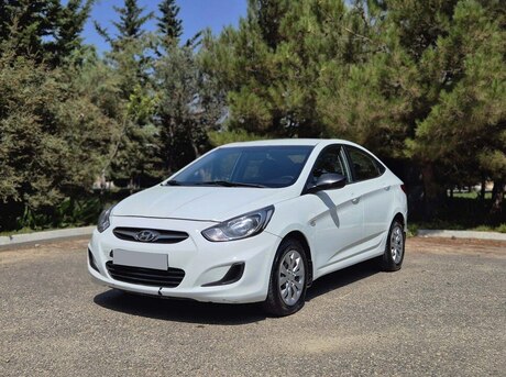 Hyundai Accent 2012