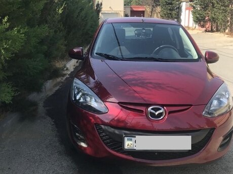 Mazda 2 2012