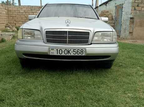 Mercedes C 180