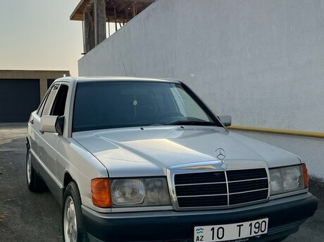 Mercedes 190