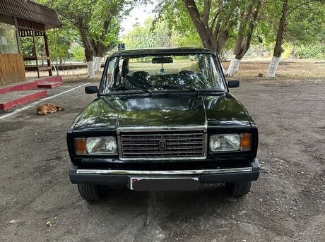 LADA (VAZ) 2107