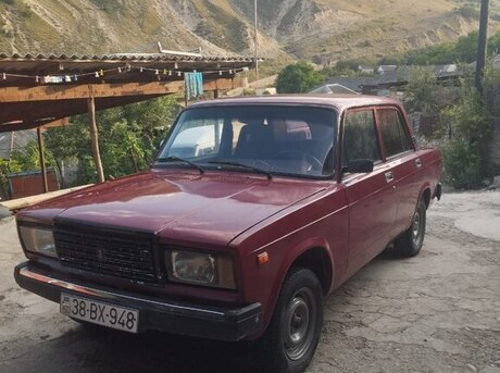 LADA (VAZ) 2107