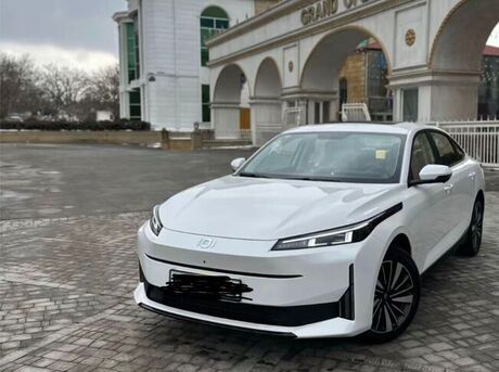 Changan Qiyuan A05 2025