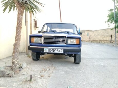 LADA (VAZ) 2107