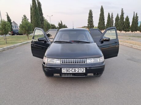 LADA (VAZ) 2112