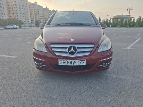 Mercedes B 170