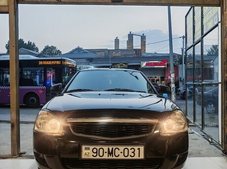 LADA (VAZ) Priora 2017