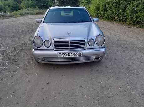 Mercedes E 230