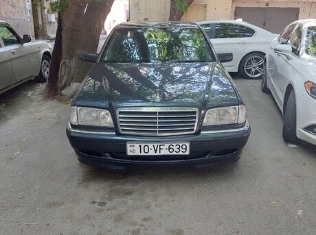 Mercedes C 250