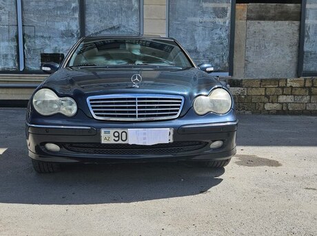 Mercedes C 240