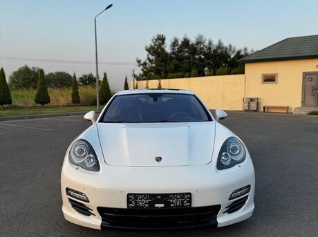 Porsche  2012