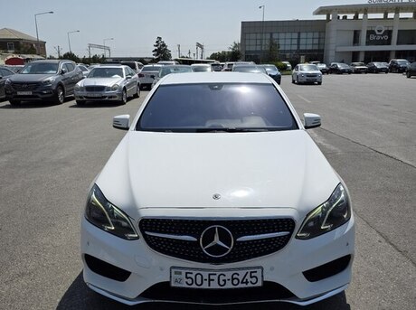 Mercedes E 220