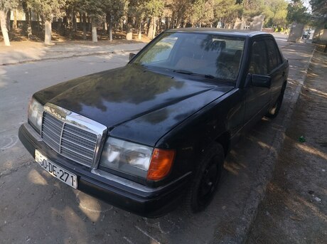 Mercedes E 200 1987