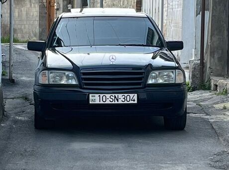 Mercedes C 180