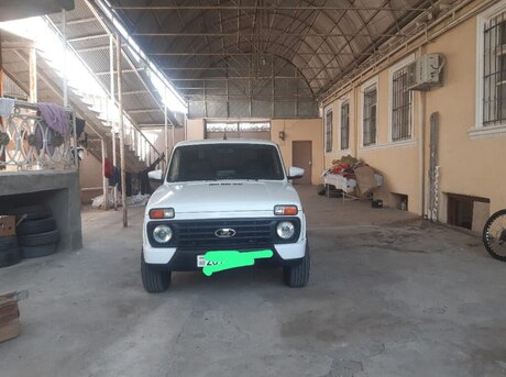 LADA (VAZ) Niva