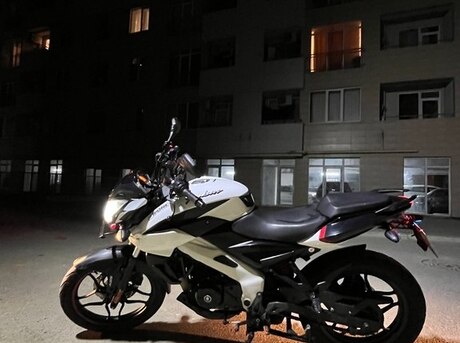Bajaj Pulsar NS 160 2022