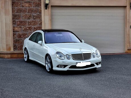 Mercedes E 280