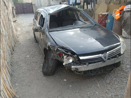 Opel Astra 2006