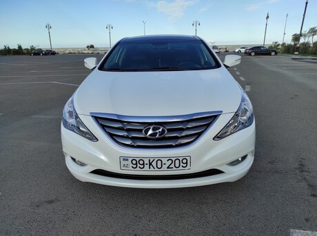 Hyundai Sonata 2012