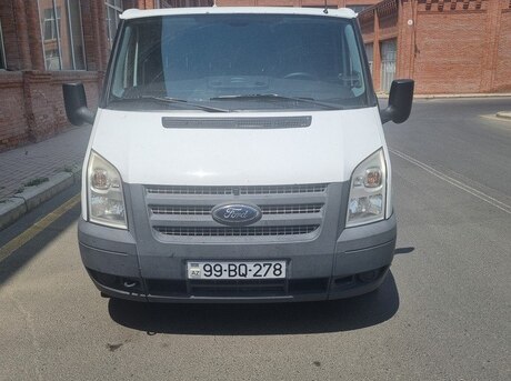 Ford Transit 2012