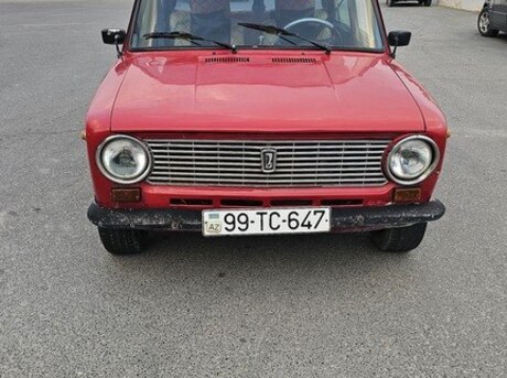 LADA (VAZ) 21011