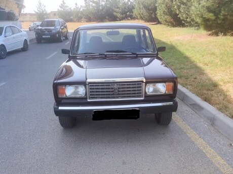 LADA (VAZ) 2107