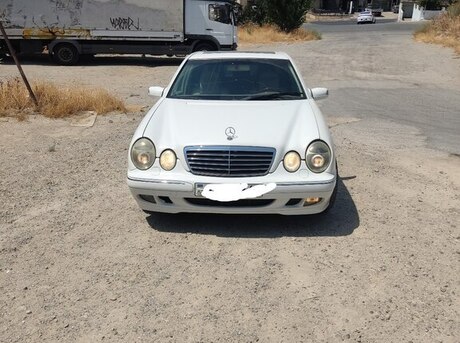 Mercedes E 240 1999
