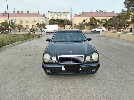 Mercedes E 220 d 1999