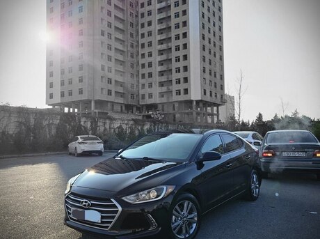 Hyundai Elantra 2017