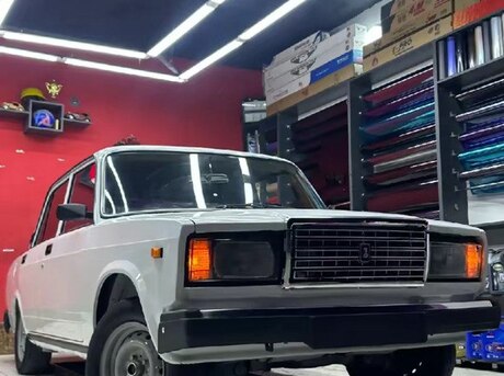 LADA (VAZ) 2107 2004
