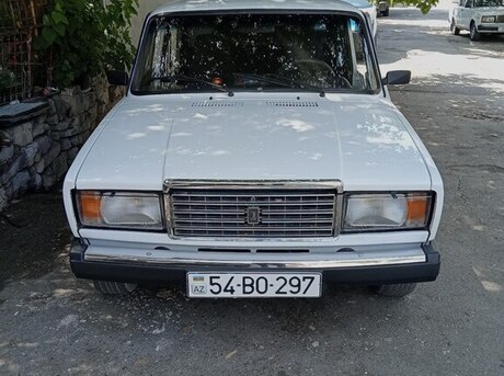 LADA (VAZ) 2107