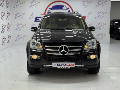 Mercedes GL 550