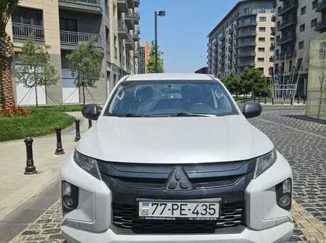 Mitsubishi L200 2021
