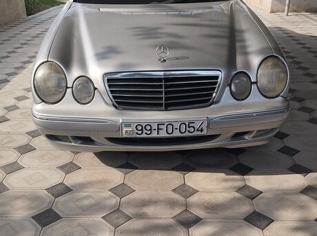 Mercedes E 270 1999