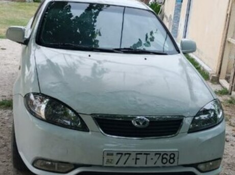 Daewoo Gentra 2014
