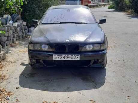 BMW 528