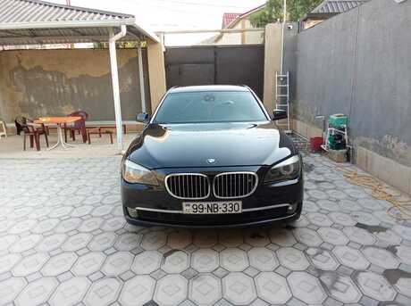 BMW 730 2011