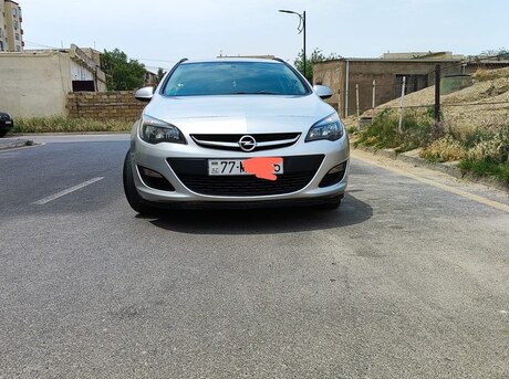 Opel Astra 2014