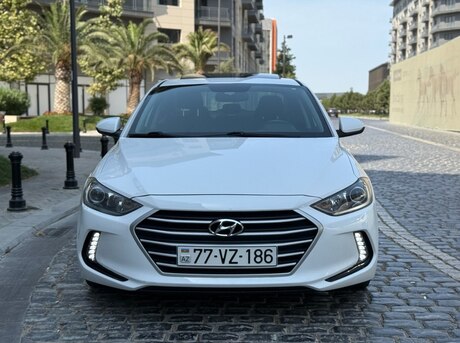 Hyundai Elantra 2017