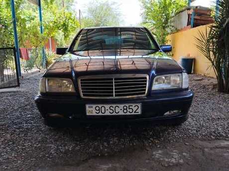 Mercedes C 240
