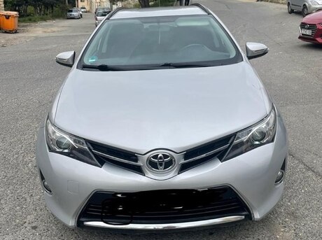 Toyota Auris 2013