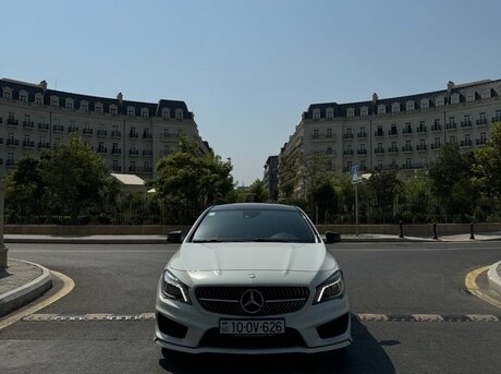 Mercedes CLA 250