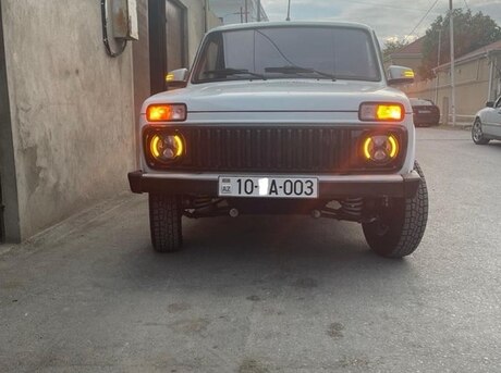 LADA (VAZ) Niva