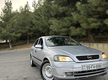 Opel Astra 2000