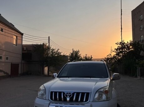 Toyota Land Cruiser Prado